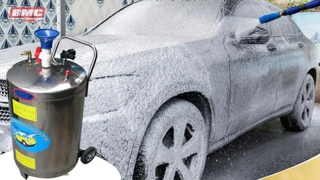 Ban Mai hướng dẫn cách sử dụng bình xịt bọt tuyết rửa xe đơn giản hiệu quả cao